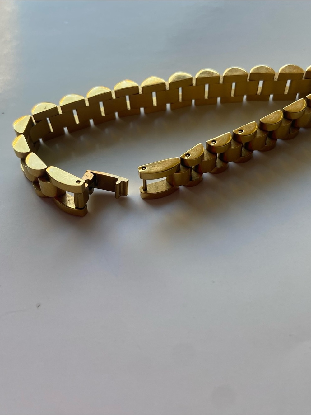 Gold-Tone Women's Link Bracelet (new without tags, never worn)